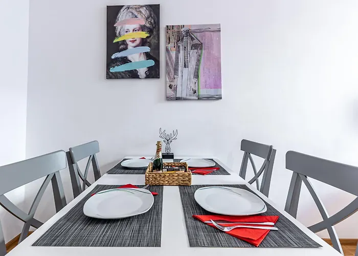 Modern By Jr